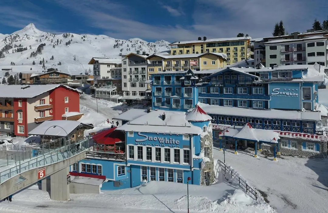 Sporthotel Snowwhite-1